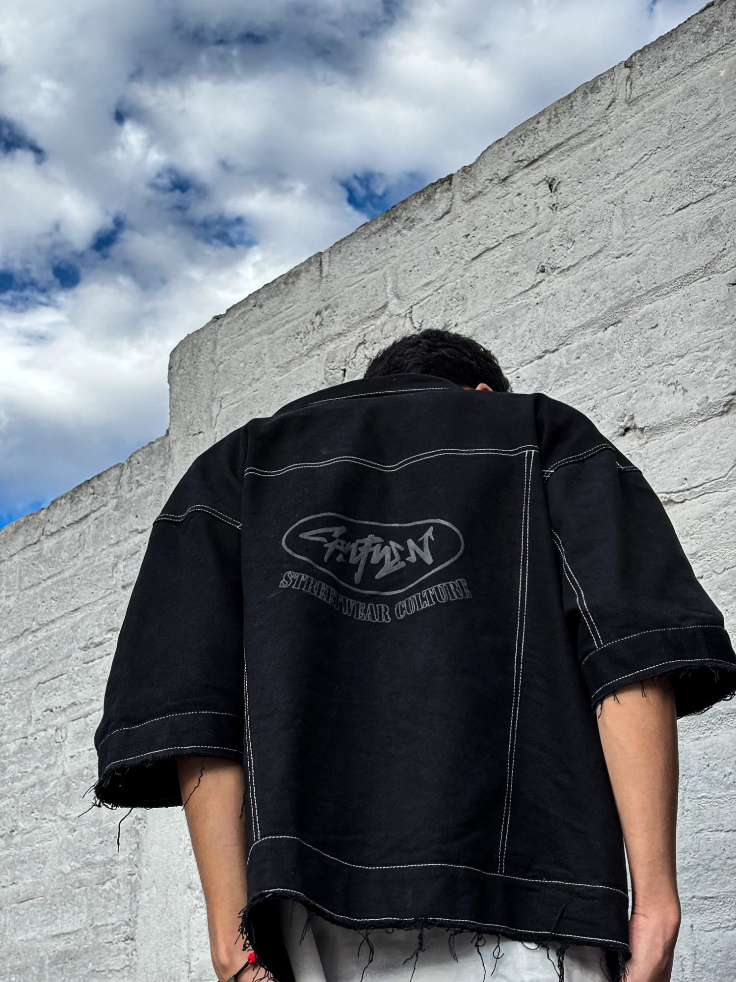 CONFUSED DENIM BLACK JACKET — foto 4